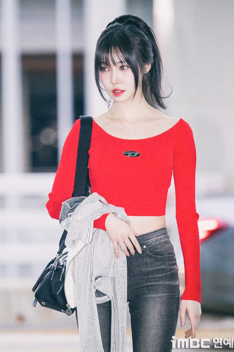 오늘자 유주 출국사진 | 인스티즈