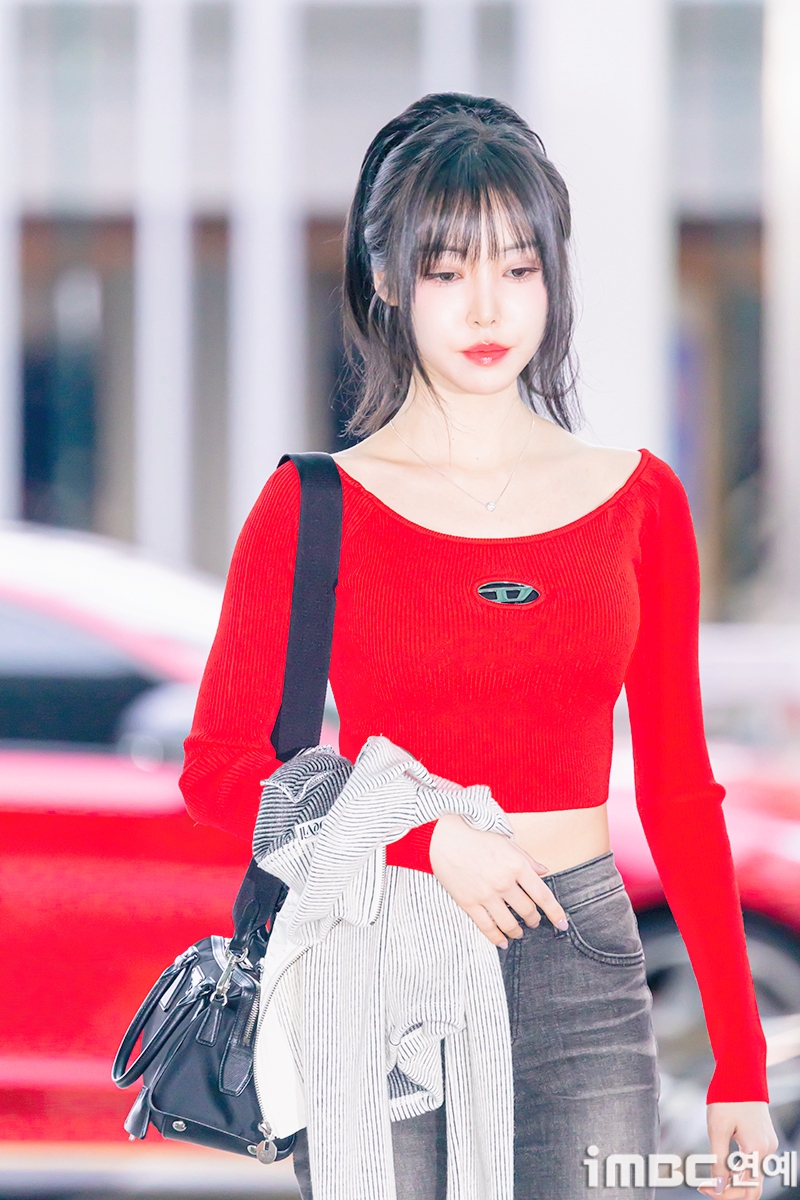 오늘자 유주 출국사진 | 인스티즈