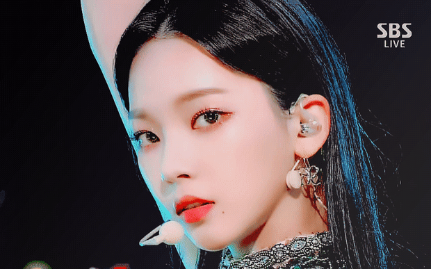 화려하고 고급진 비주얼의 여자 아이돌 걸그룹 멤버들 .gif | 인스티즈