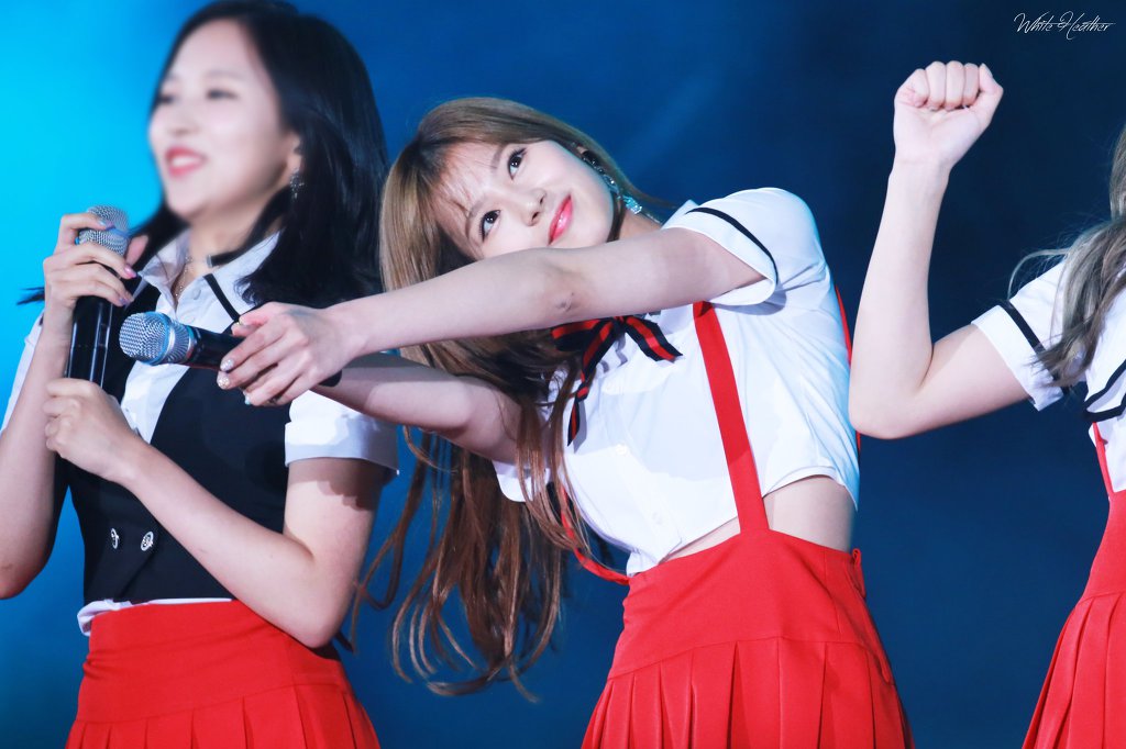 롯데콘 트와이스 사나.jpg | 인스티즈