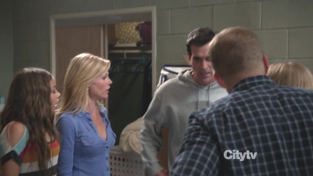 [모던패밀리] 미국 가정에서 처음으로 딸을 독립시키는 법 | 인스티즈