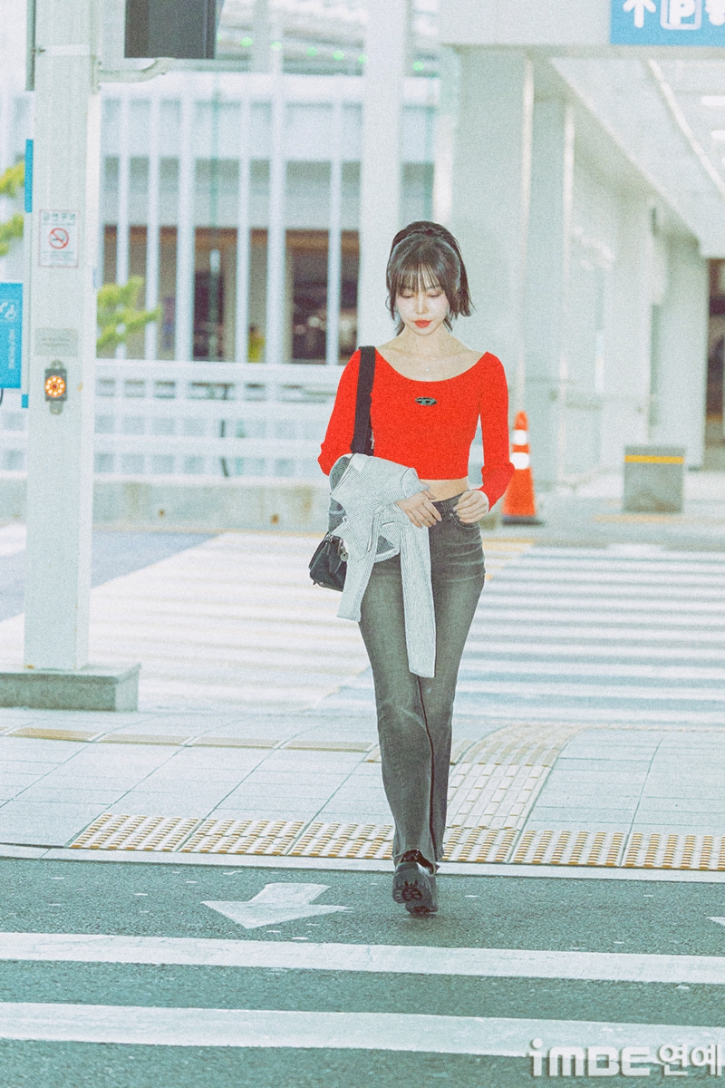 오늘자 유주 출국사진 | 인스티즈