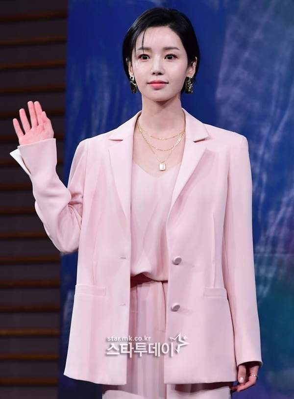 아일릿 원희 볼때마다 남규리가 떠올라 | 인스티즈