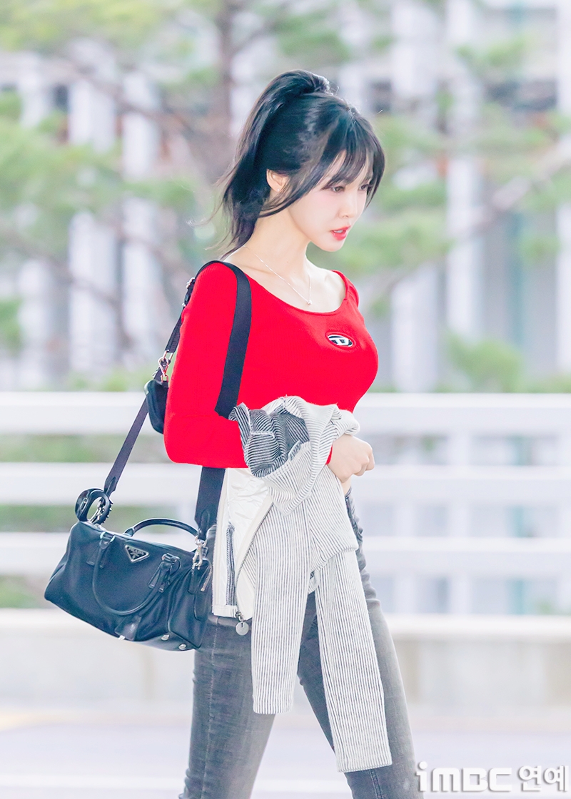 오늘자 유주 출국사진 | 인스티즈