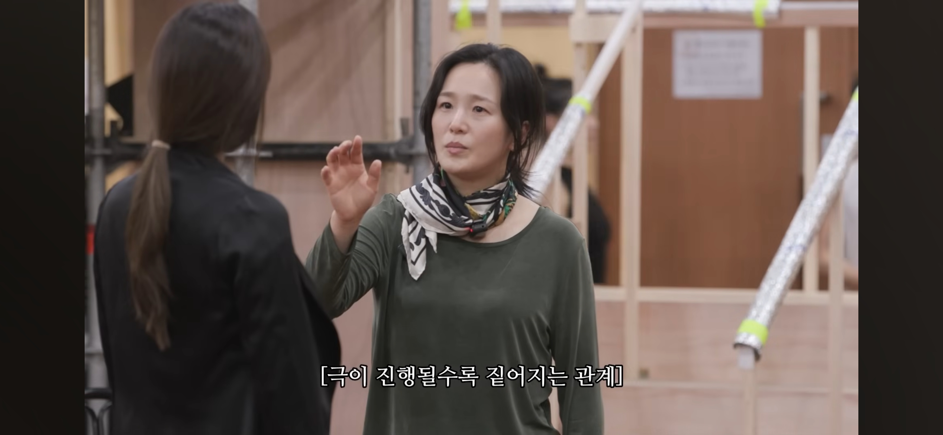 뮤지컬 업계 탑 여배우들이 퀴어극을 말아주는데, 심지어 개찐한 사랑극인데 이 극이 매진이 아니라고? | 인스티즈