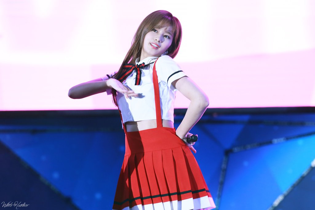 롯데콘 트와이스 사나.jpg | 인스티즈