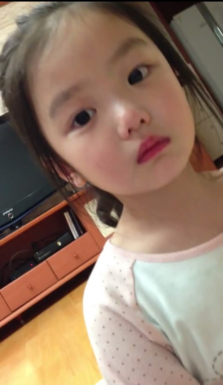 딸바보 유발하는 애기들.jpg | 인스티즈