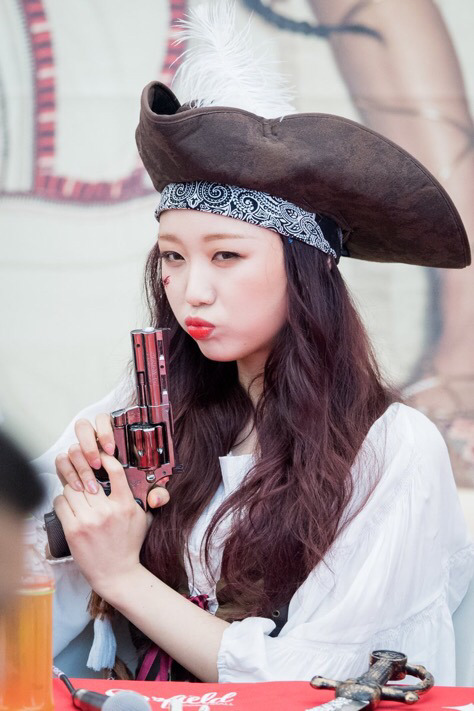 [러블리즈] 전에 작업 맡겼던 레플들이 돌아와서 수정이 | 인스티즈