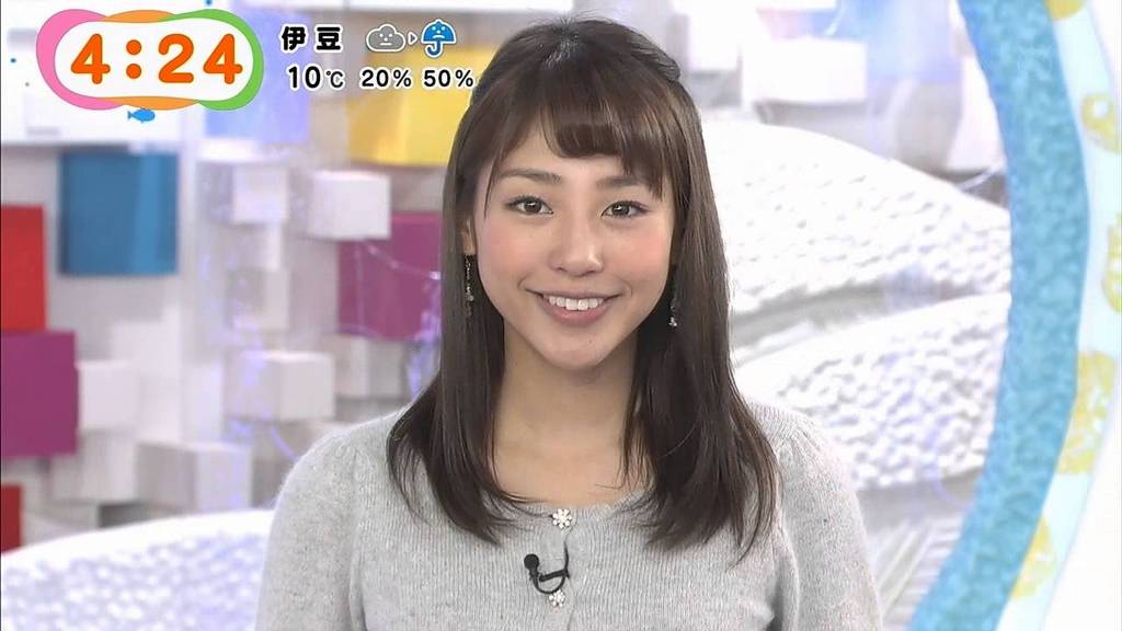 선탠한것처럼 피부톤이 까만 일본 여자아나운서 | 인스티즈