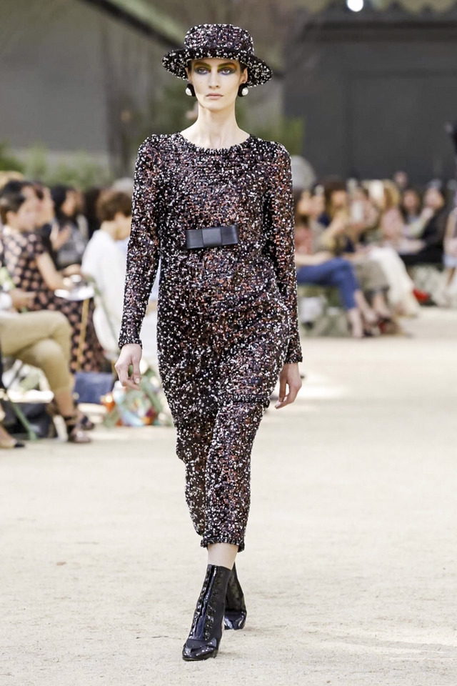 2017 F/W 샤넬 오뜨꾸뛰르 컬렉션 | 인스티즈