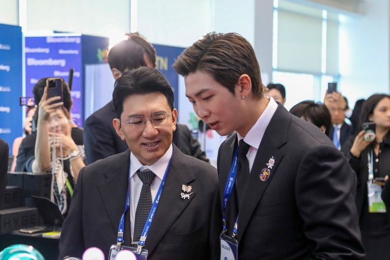 방시혁 '사기적 부정거래' 의혹, 유죄 확정되면 벌금만 최소 1조? | 인스티즈