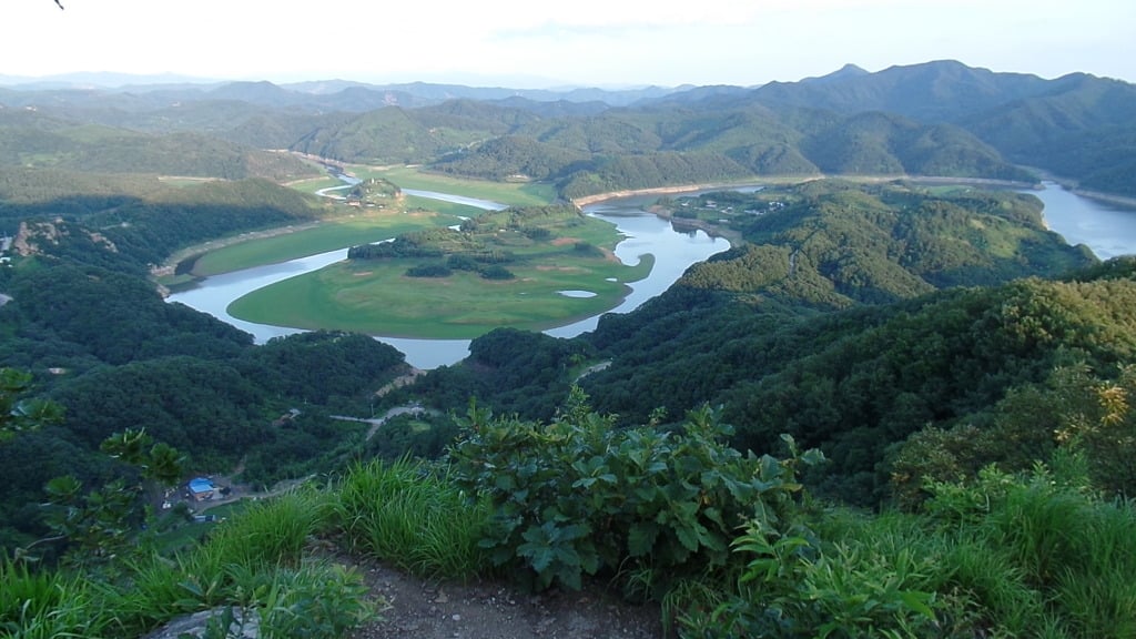전북 전주 오봉산 정상에서 본 태고의 신비를 간직한 진안 마이산과 임실 옥정호 풍경 (안구정화) | 인스티즈