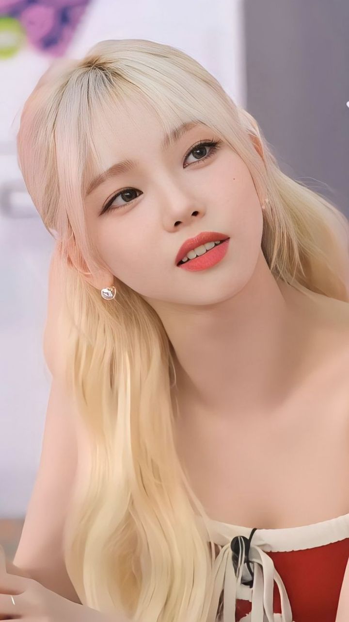 드디어(?) 만난 미친 비주얼 에스파 카리나 아이들 미연 .gif | 인스티즈