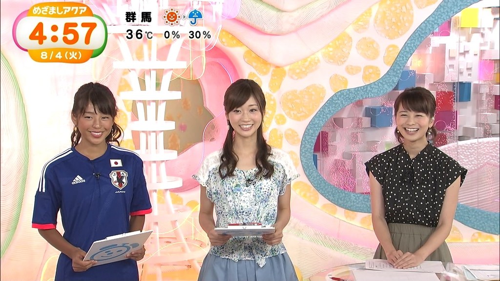 선탠한것처럼 피부톤이 까만 일본 여자아나운서 | 인스티즈