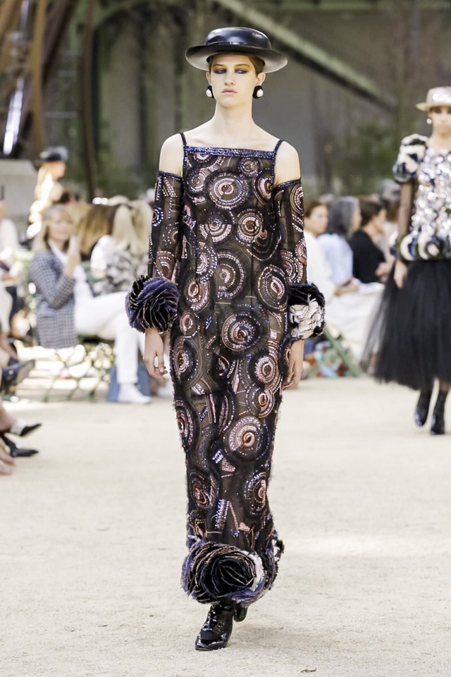 2017 F/W 샤넬 오뜨꾸뛰르 컬렉션 | 인스티즈