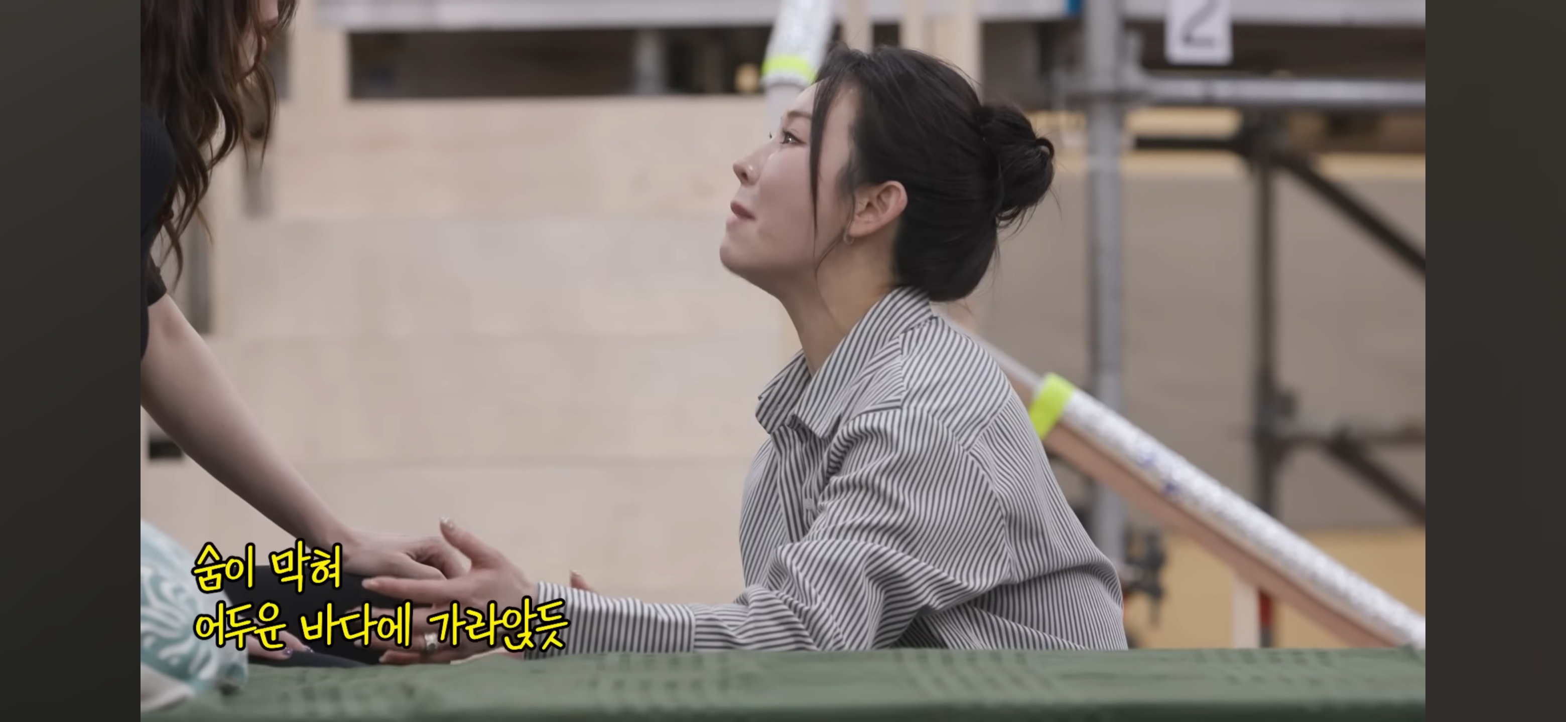 뮤지컬 업계 탑 여배우들이 퀴어극을 말아주는데, 심지어 개찐한 사랑극인데 이 극이 매진이 아니라고? | 인스티즈