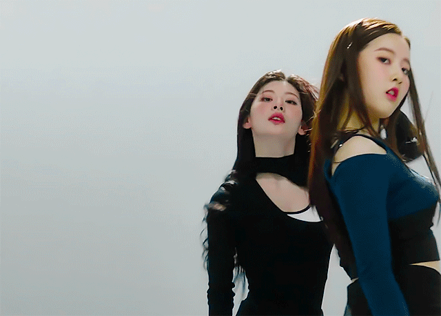 화려하고 고급진 비주얼의 여자 아이돌 걸그룹 멤버들 .gif | 인스티즈