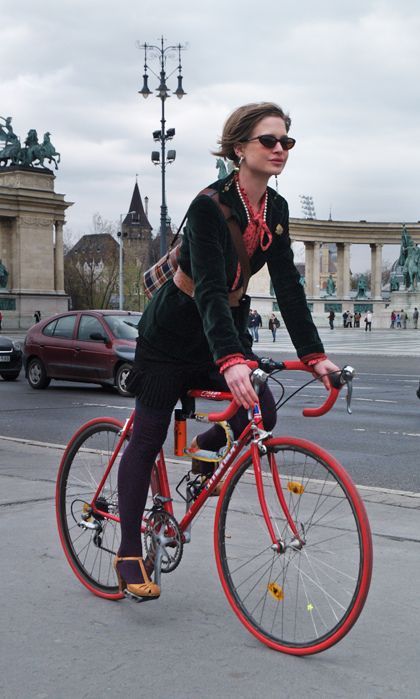 추운데 자전거 타는 여자들 | 인스티즈