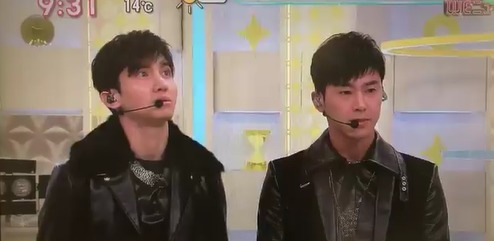 생방송에 출연한 동방신기에게 종현이야기 물은 일본방송 | 인스티즈