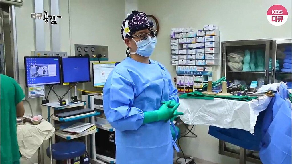 흉부외과 의사가 수술할때 화를 내는 이유 | 인스티즈