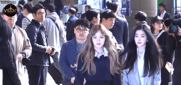 평양공연 출발때 레드벨벳 | 인스티즈
