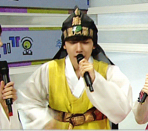 엑소 백현, 오늘 인기가요에서 춘 걸그룹춤 | 인스티즈