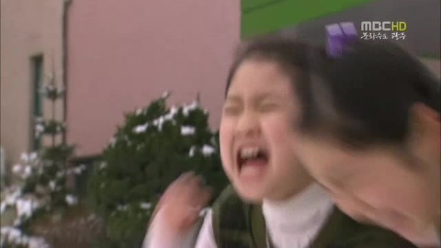 [지붕킥] 한옥집에 입대(?)한 해리와 신애 | 인스티즈