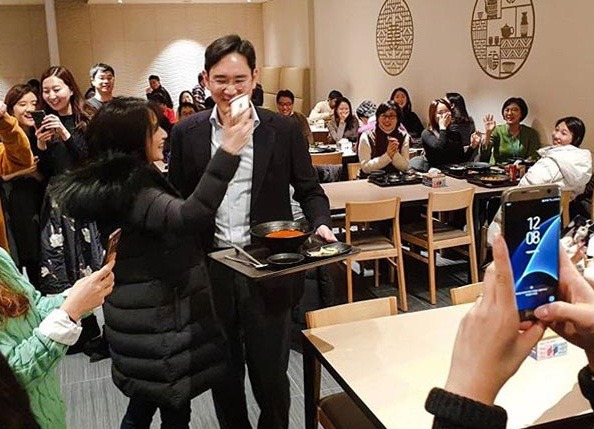 삼성전자 수원사업장 구내식당 찾은 재드래곤 | 인스티즈