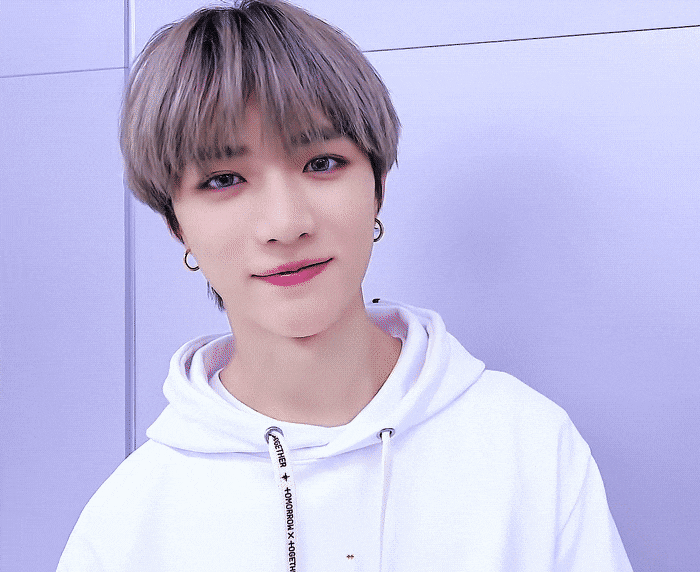 운동과 자세 교정으로 어깨 라인이 많이 달라진 사례.jpgif | 인스티즈