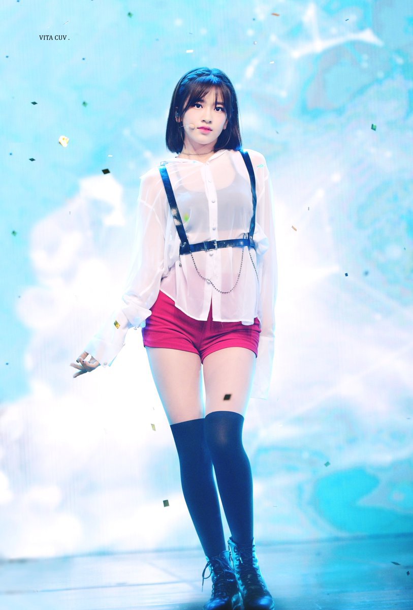 아이즈원 안유진 주사위 6뜬 날.gif | 인스티즈