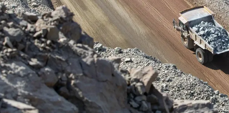 사우디 243톤 금광 또 발견 (예전기사x) | 인스티즈