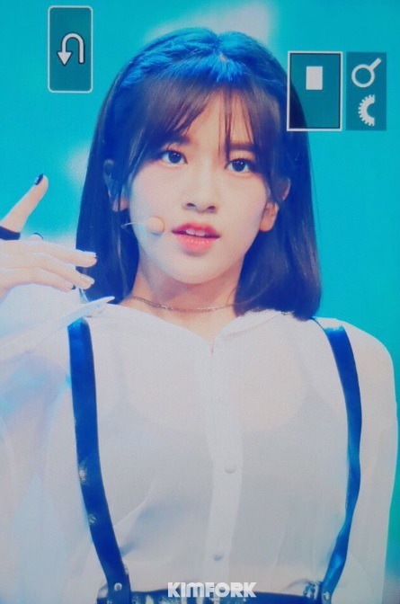 아이즈원 안유진 주사위 6뜬 날.gif | 인스티즈