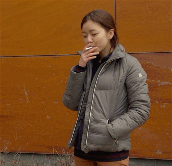 여배우 흡연 연기 .gif | 인스티즈