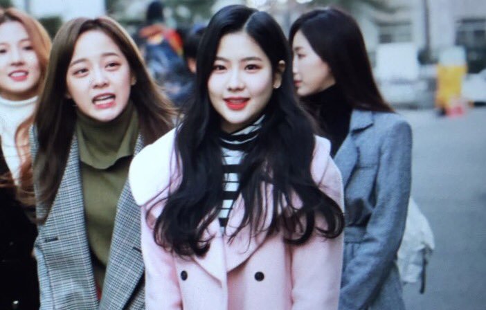 인디언 보조개 매력 터지는 여자 아이돌.gif | 인스티즈