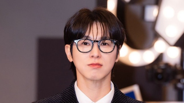 유노윤호, '연기력 논란'에 반전 카드 꺼냈다…할리우드行 결정짓나 [RE:뷰 | 인스티즈