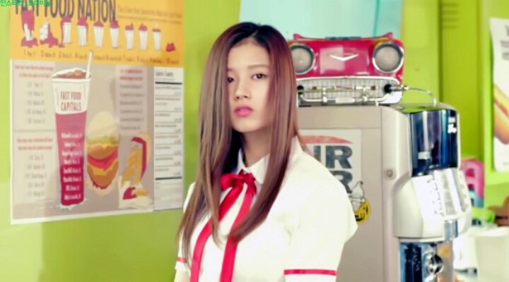 갓세븐 뮤비에 나온 트와이스사나 | 인스티즈