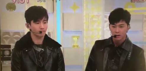 생방송에 출연한 동방신기에게 종현이야기 물은 일본방송 | 인스티즈