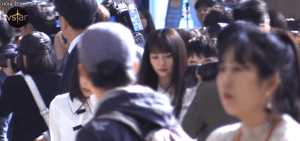 평양공연 출발때 레드벨벳 | 인스티즈