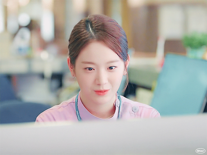 프로미스나인 장규리가 사장님께 바치는 이행시 ㅋㅋㅋㅋ | 인스티즈