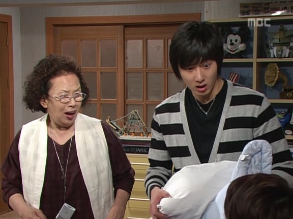 [거침없이하이킥] 집에서 탈출한 준이 ㅋㅋㅋㅋㅋ.jpg | 인스티즈