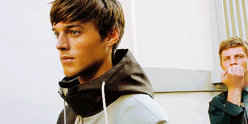  외국 남자모델들 백스테이지 모습.gif | 인스티즈