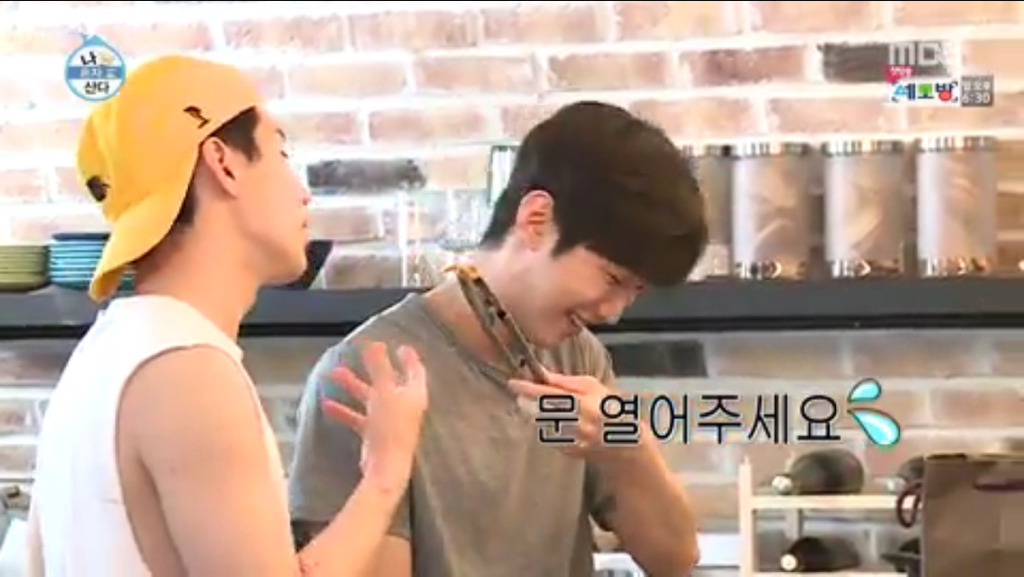 [나혼자산다] 헨리가 음식을 먹는 방법 (feat. 똑똑똑) | 인스티즈