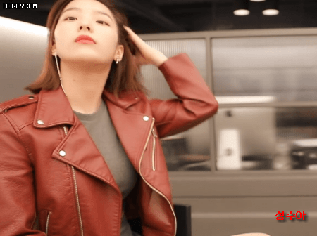 닉값하기 위해 프로미스나인 이새롬 | 인스티즈