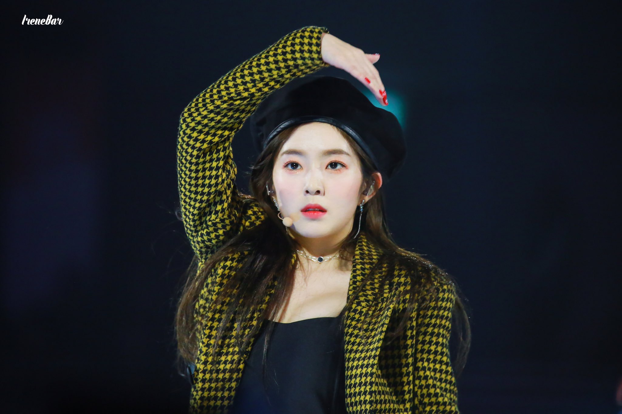 베레모 쓴 레드벨벳 아이린.jpg | 인스티즈