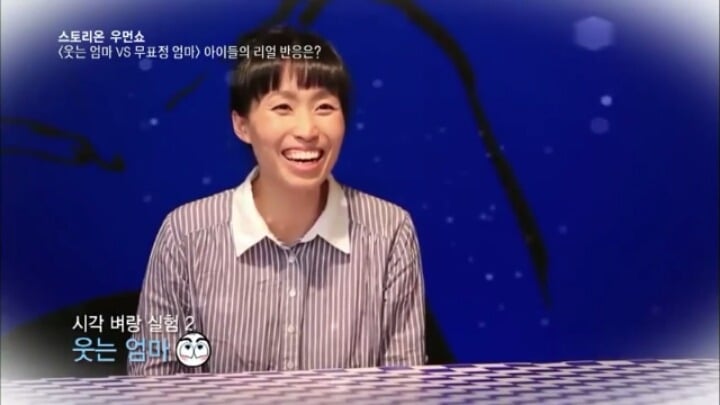 무표정 엄마 vs 웃는 엄마 아기들 반응 실험 | 인스티즈