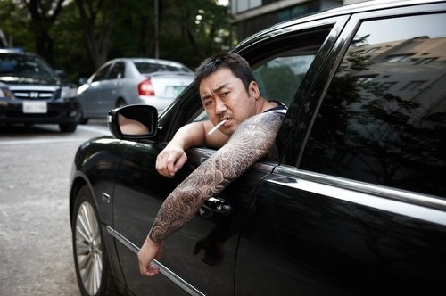 여친이랑 동거중 옆집에 이사오면 더 위험할 것 같은 사람은? | 인스티즈