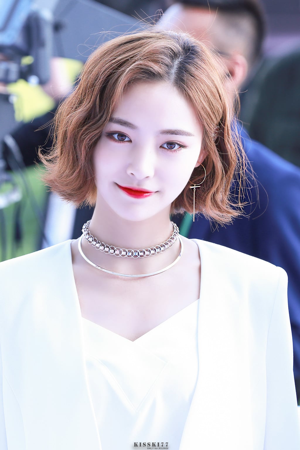 단발로 자르고 리즈 찍는 중인 중국 탑 아이돌.jpg | 인스티즈