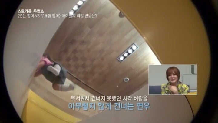 무표정 엄마 vs 웃는 엄마 아기들 반응 실험 | 인스티즈
