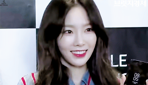 2017년 태연 요약 . GIF | 인스티즈
