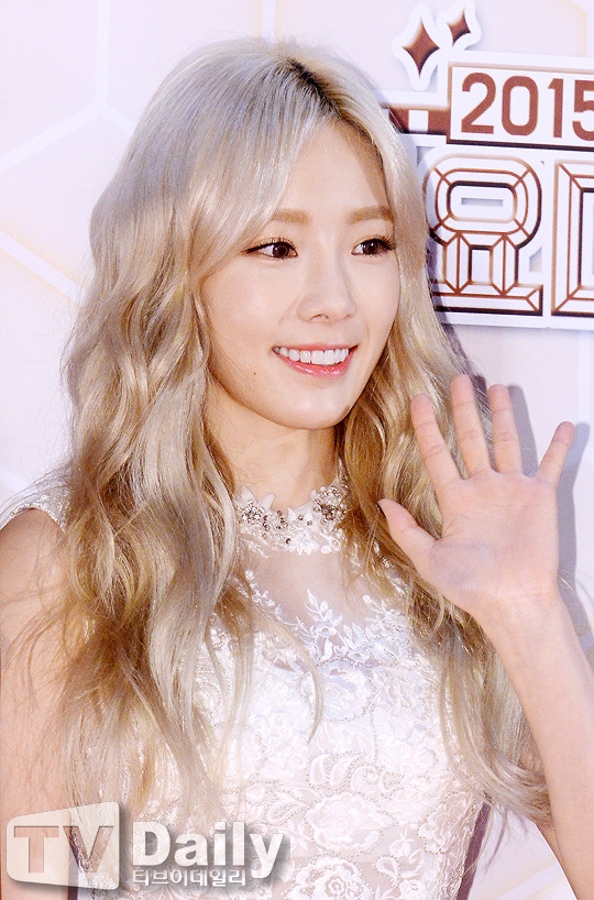 가요대축제 요정미 태연 레드카펫 | 인스티즈